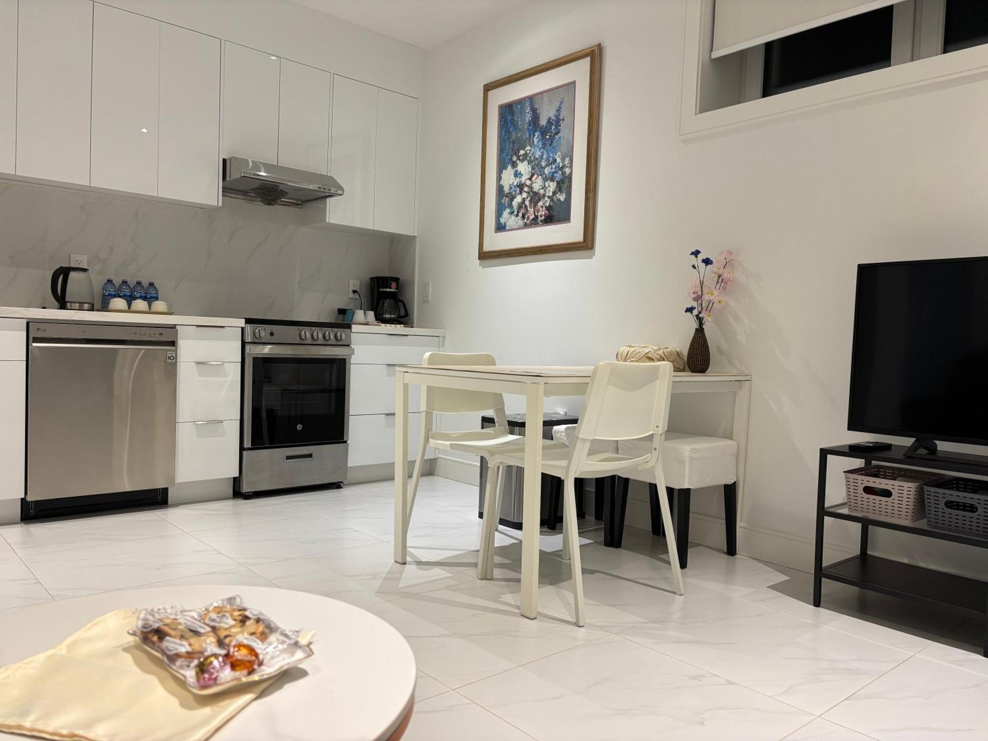 Cozy Family Suite In Vancouver Near Ubc エクステリア 写真
