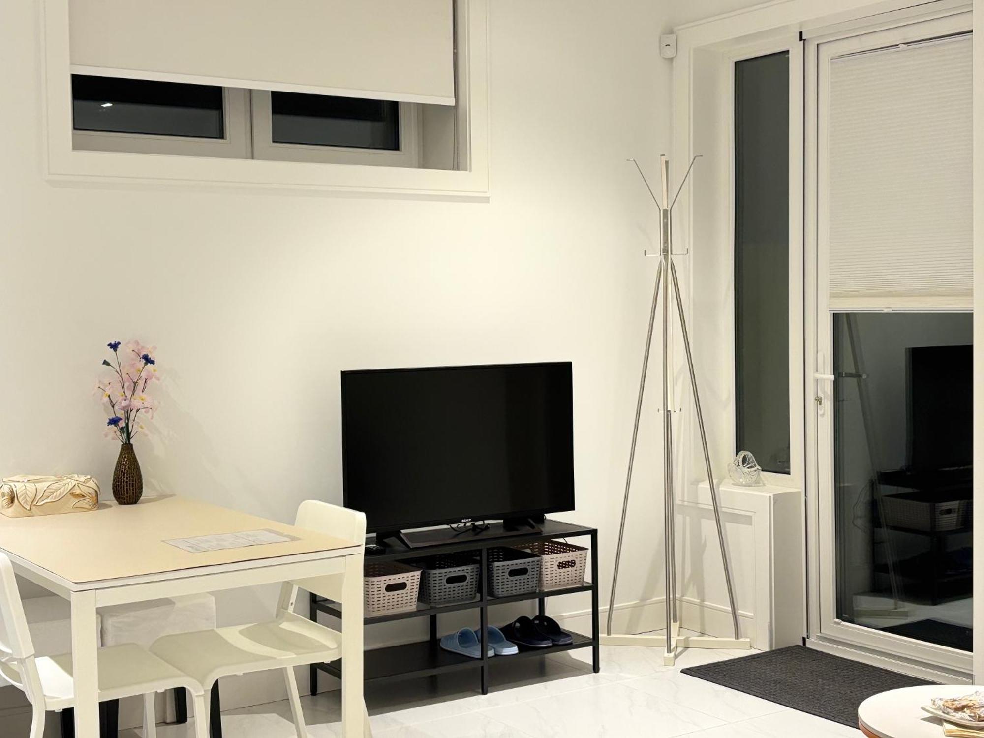 Cozy Family Suite In Vancouver Near Ubc エクステリア 写真